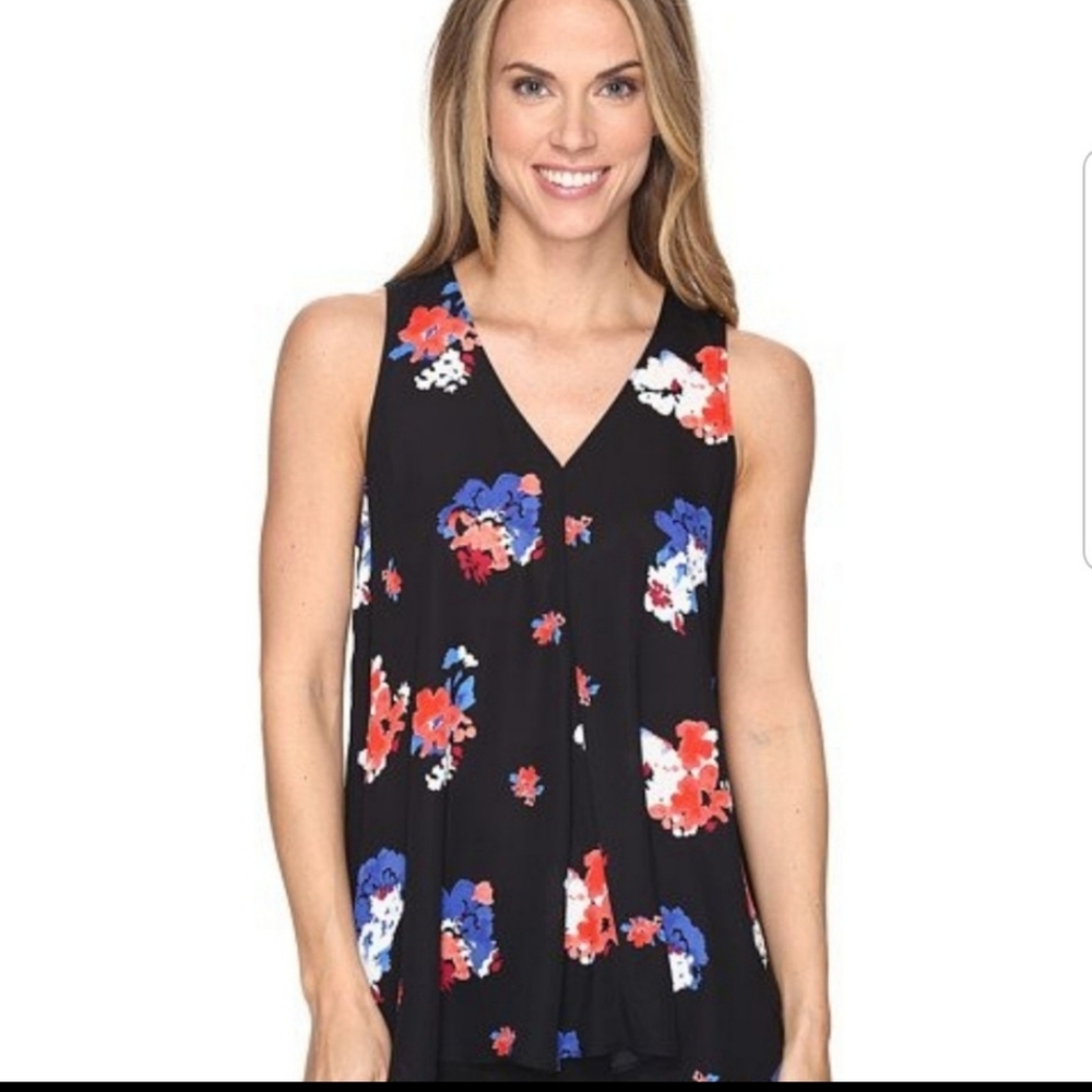 **4 items for $15** Vince Camuto sleeveless blouse